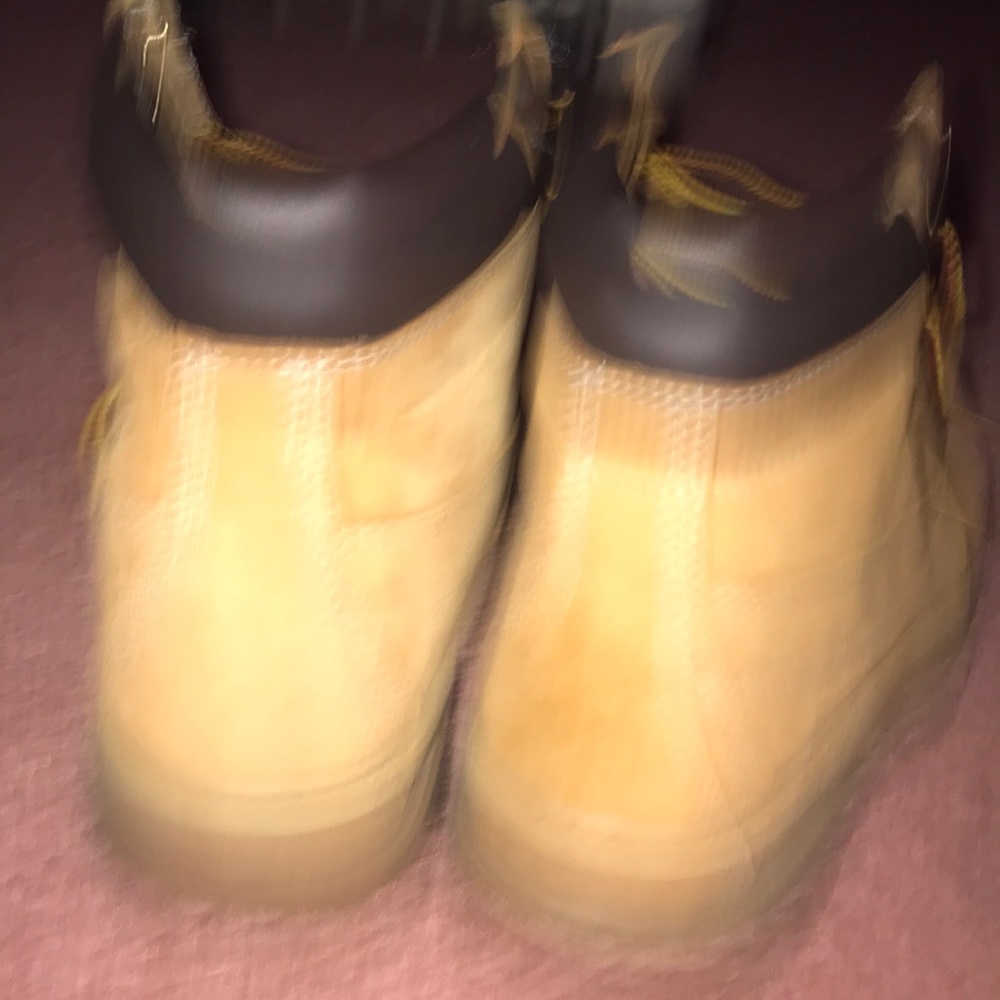 COPY - Timberlands - Picture 5 of 8